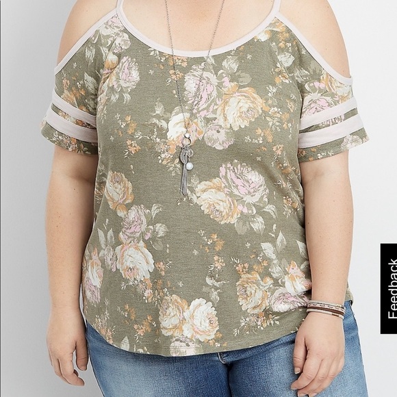 Maurices Tops - ⭐️3/$15⭐️ Maurices Cold Shoulder Tee